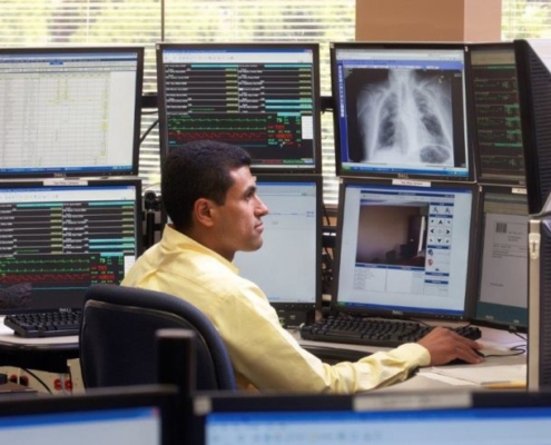 remote intensivist monitoring ICU patient through tele-critical care solution